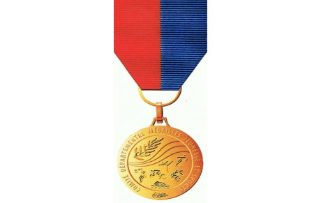 6 Avril 2025 - St Barthélémy d'Anjou - le Mérite de  Bronze dans le parc !